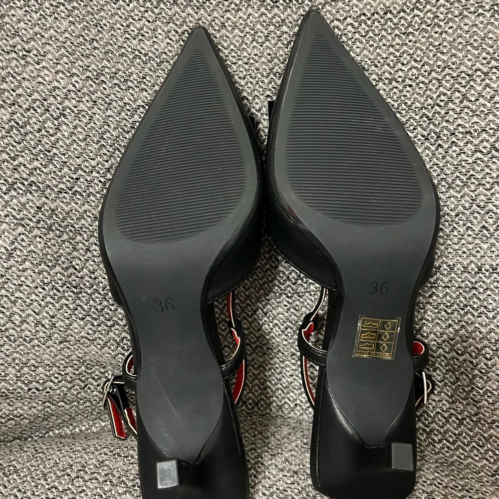 Black Pointed Toe slingback shoes 6